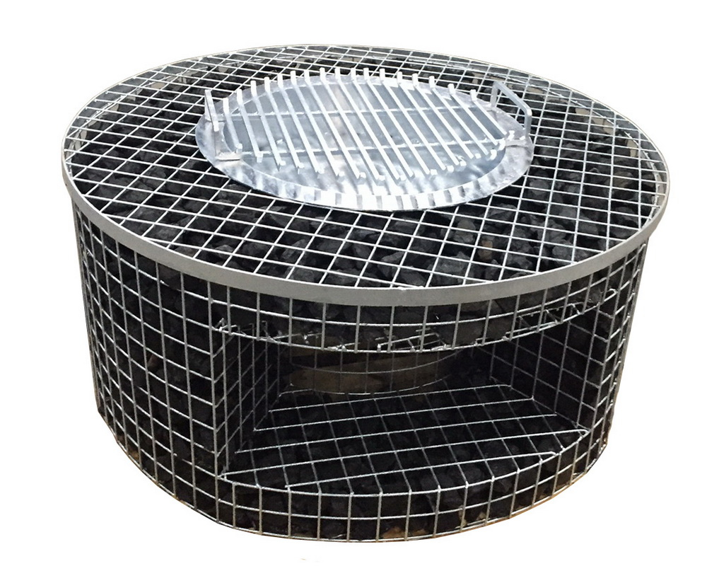 Feuerstelle Deluxe mit Holzlager