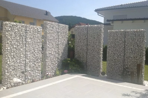 Gabione mit Yellow Sun Bruchstein – Gabionen