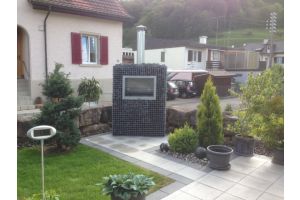 Gartenkamin mit Basalt Bruchsteine – Basalt Bruchsteine. Gartenkamin mit Basalt Bruchsteine