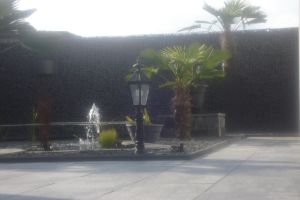 Gabionen mit Basalt Bruchsteine – Basalt Bruchsteine. Gabionen mit Basalt Bruchsteine