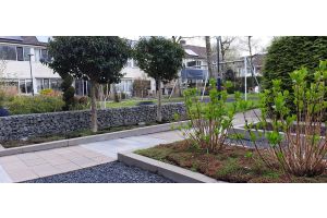 Gabione mit Basaltbruchstein – Gabionen