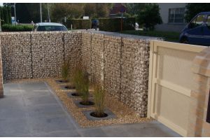 Gabionen mit Yellow Sun – Yellow Sun Bruchstein. Gabionen mit Yellow Sun