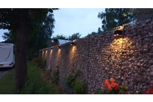 Gabione mit LED-Beleuchtung – Gabionen