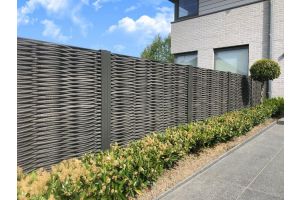 Kunststoff-Sichtschutzzaun Doppelte Verflechtung – Kunststoff-Sichtschutzzaun. Kunststoff-Sichtschutzzaun Doppelte Verflechtung