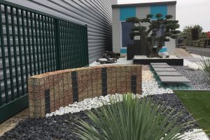 Zierkies-Zaun – Zierkies-Zäune. Zierkies-Zaun