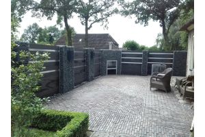 Gabionen mit Wpc und Eckkamin – Gartenkamine. Gabionen mit Wpc und Eckkamin