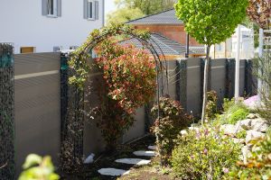 WPC Sichtschutzzaun mit Gabionen – WPC-zaun mit Gabionen