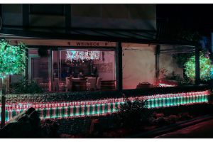 Gabionen mit Flaschen LED – Geschäftsanwendungen. Gabionen mit Flaschen LED