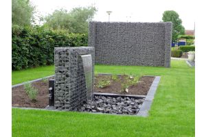 Wasserfall mit Basalt – Wasserfall. Wasserfall mit Basalt
