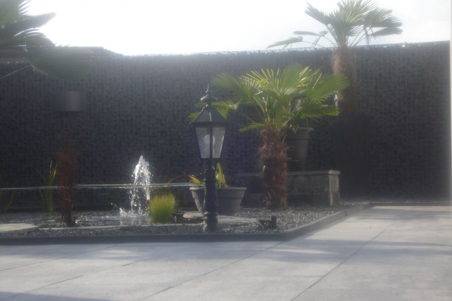 Gabionen mit Basalt Bruchsteine Gabionen mit Basalt Bruchsteine