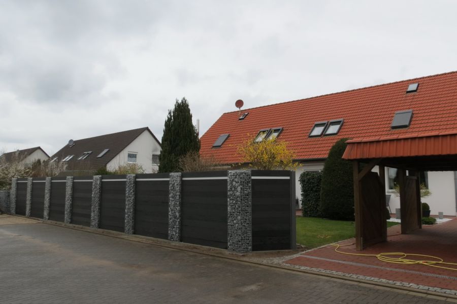 WPCzaun mit Gabionen