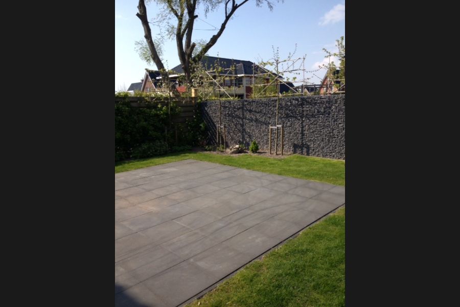 Gabionen mit Basalt Bruchsteine Gabionen mit Basalt Bruchsteine