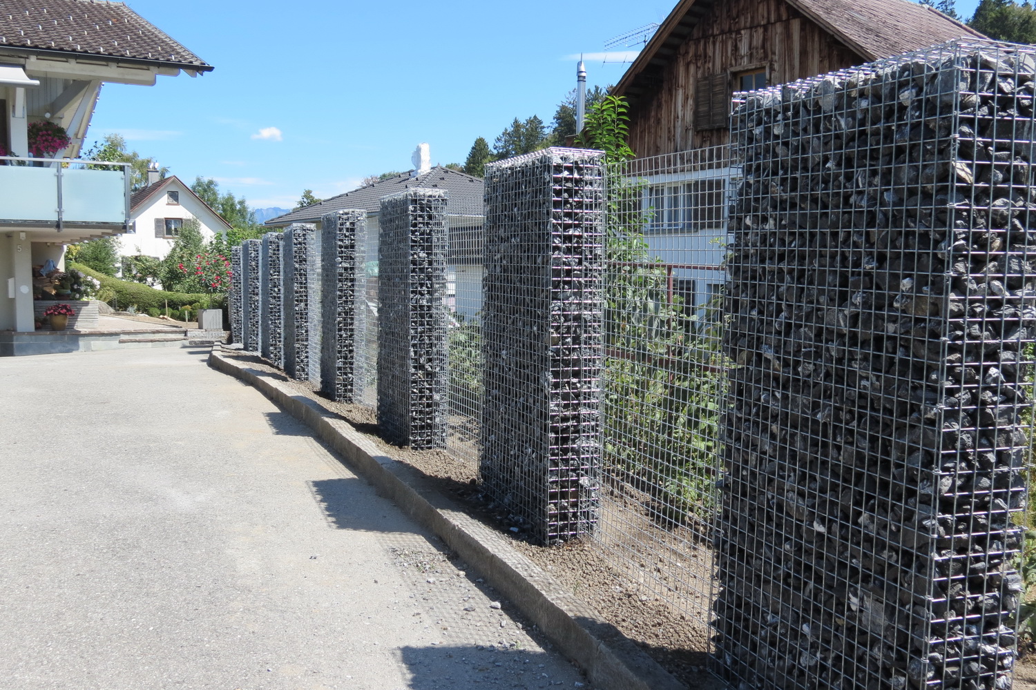 Gabionen als moderne Gartenlösung von Gabinova