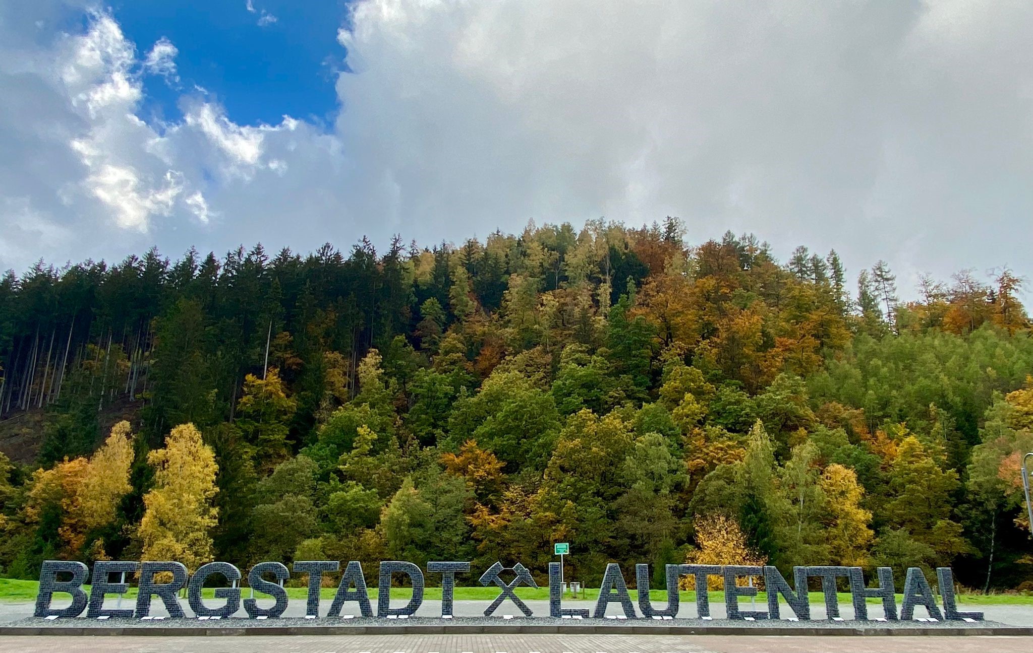 Bergstadt Lautenthal Gabionen Buchstaben